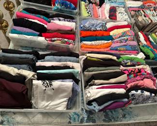 Ladies pants size 4 and six mostly ladies, crop pants, ladies, shorts, ladies, tops, large size, T-shirts, workout, and yoga pants and casual tops, and nylons still in package