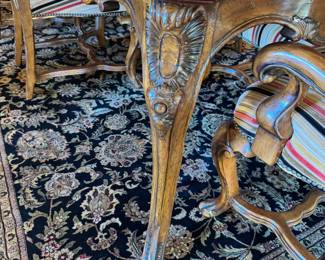 Henredon Dining Table with 3 leaves and 8 chairs