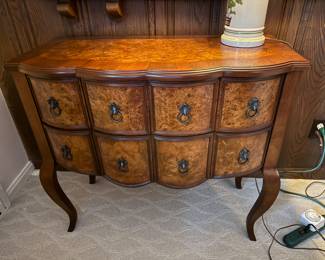 Fine burled Bombay Company Console Table with 2 Drawers.