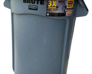 Brute Trash Can