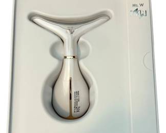 NEW Ms. W Neck Care Wrinkle Device