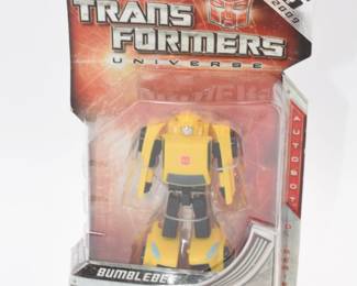Hasbro Transformers Universe Bumblebee 01 Series Deluxe Class Action Figure, 25 Years 1984-2009