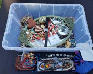 ST1070Costume Jewelry And More