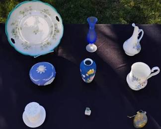 ST1063Vintage Floral Vases More