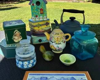 ST1114Vintage Tins, Tea, Treats