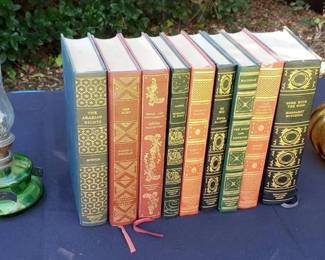 ST1091Vintage Classics, Lamp And More