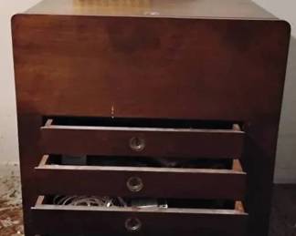 ST1156Sewing Machine Cabinet