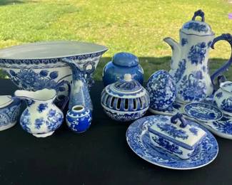 ST1048Blue White China Set