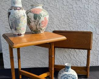 ST1024Vintage Folding Wooden Accent Tables