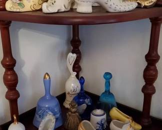 ST1126Vintage Porcelain Shoes And Bells