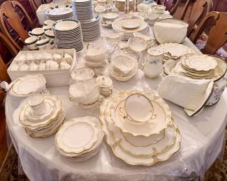 ROYAL CROWN DERBY CHINA