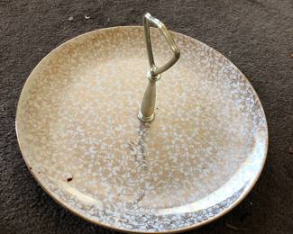 Cake Plate with 22K gold details
