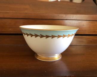 Vintage china from England. Royal Albert Lucerne pattern. Full set service for 8.