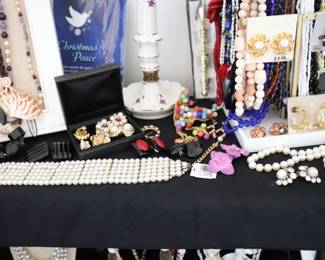 Costume Jewelry Treasure Trove!!