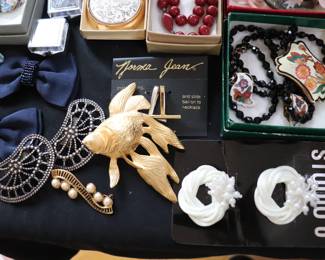 Costume Jewelry Treasure Trove!!