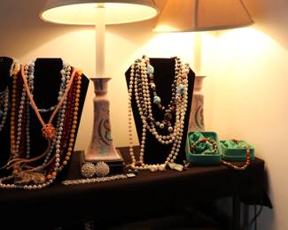 Watches & Costume Jewely