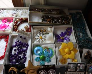 Costume Jewelry Treasure Trove!!
