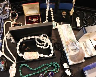 Watches & Costume Jewely