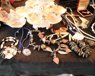 Watches & Costume Jewely