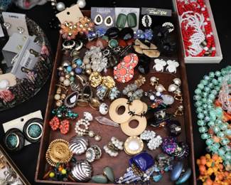 Costume Jewelry Treasure Trove!!