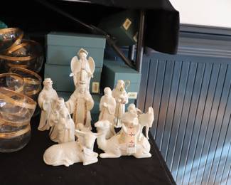 Lenox Nativity Scene Figurines Set with Barn