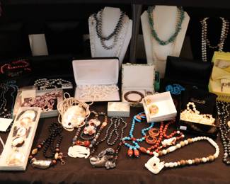 Watches & Costume Jewely