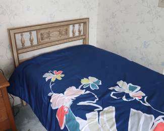 Link Taylor Twin Beds