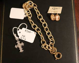 14K 18K & 21K GOLD  Jewelry Earrings, Necklaces, Bracelets & Brooches 