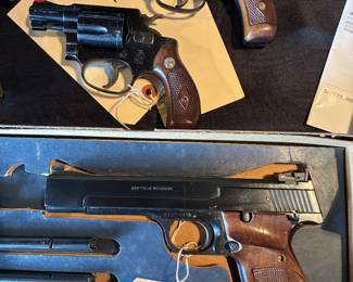 Smith & Wesson Model 4 / Target .22 LR / Smith & Wesson Model 36 .38 spl.
