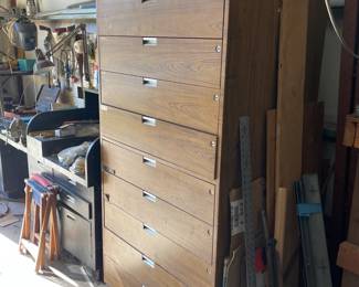 There are 2 of these.  Great storage!