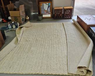 9x12 jute rug in amazing condition