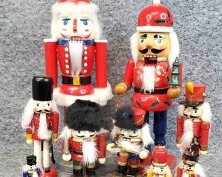 Nutcracker Lovers Collection Small to Tall