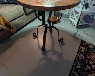 Very nice. Metal ground table has some weight to it. Make sure you always bring helpers.