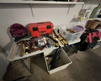 Outdoor or mudroom sink (on floor)