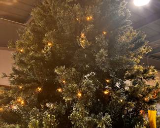 7 1/2’ Cashmere Christmas Tree / Faux