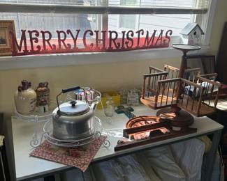 The rotating book holder is an awesome find! 