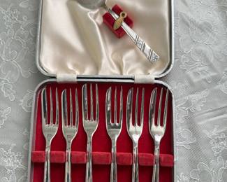 Sweet serving set