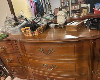 Dresser with mirror (9 drawers) & personal items as shown 