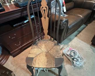 Vintage chair - leather love seat to right 