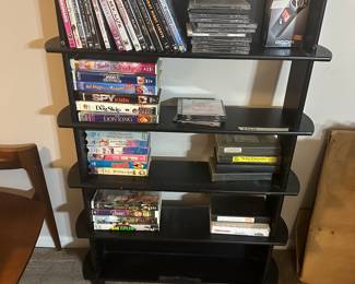 More music & nice shelf! 