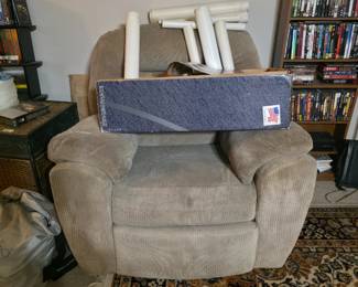 Chair & miscellaneous 