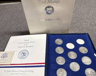 Collectible coins: Medals Commemorating Battles of the American Revolution