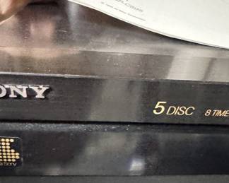 Sony 5 Disc CD player. Model CDP-C505