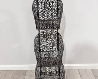 Multi-tier basket stand