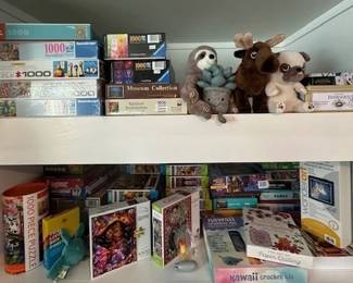 Puzzles, games and little friends.