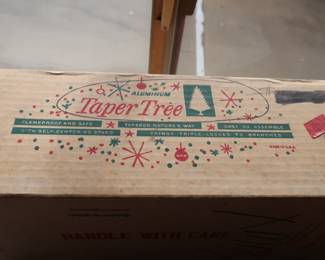 aluminum  4'  40  branch  Christmas  tree 