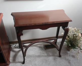 rectangular wood table