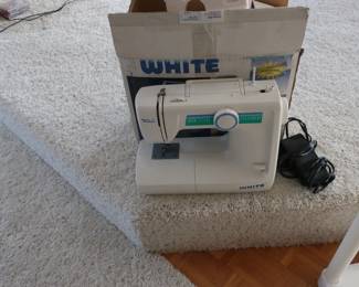 white  1425  sewing  machine
