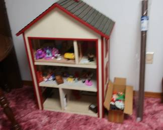 doll house and furniture