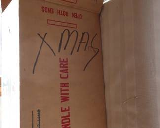  label  on  box  shows  information  about  the  tree 